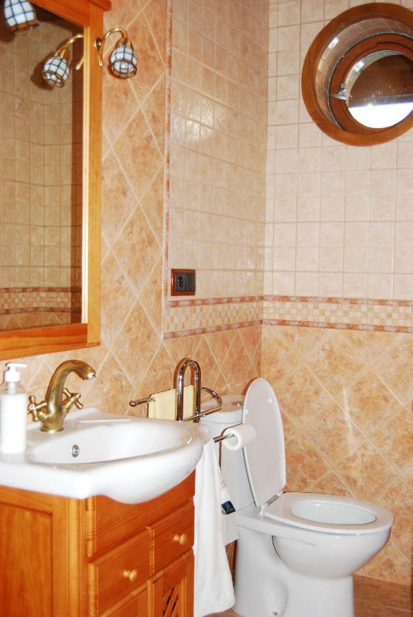 Casa Rural La Gabina Munogalindo Exteriör bild